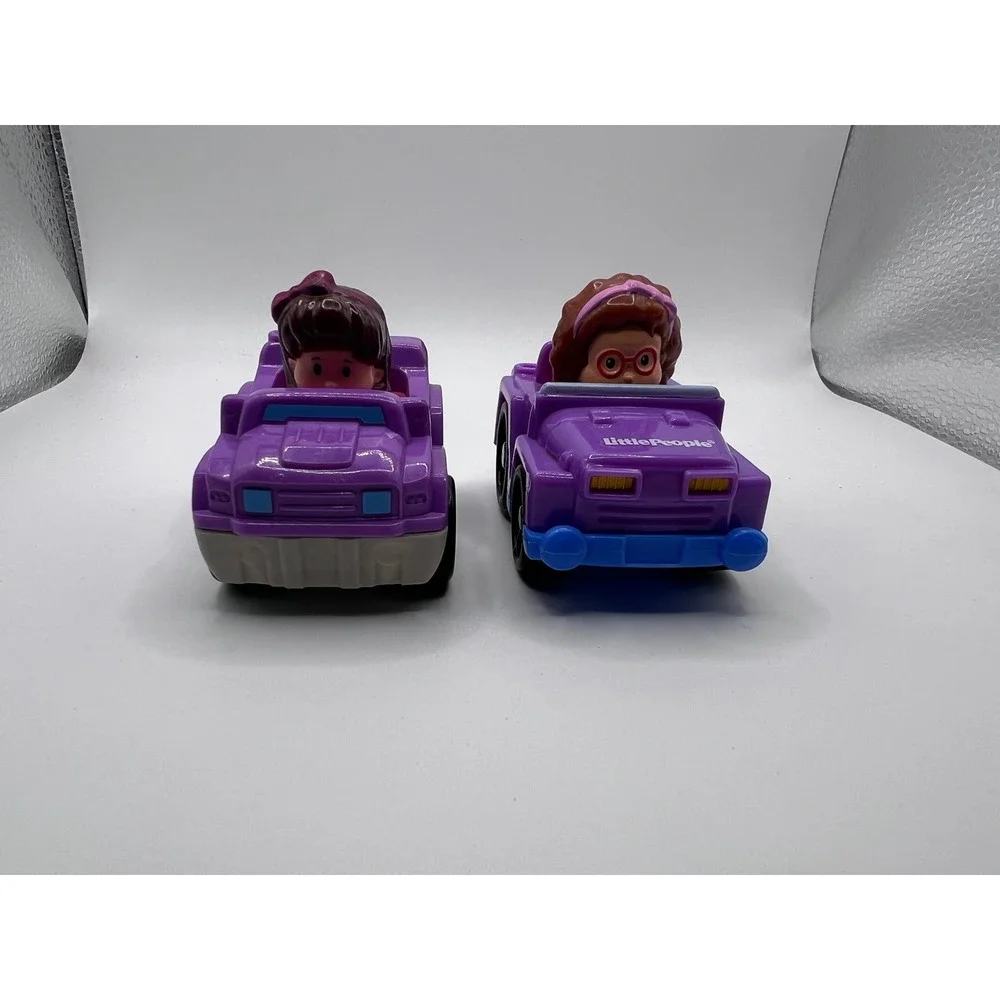 Fisher-Price Little‎ People Wheelies Maggie In Purple Jeep + Mia In Truck Lot